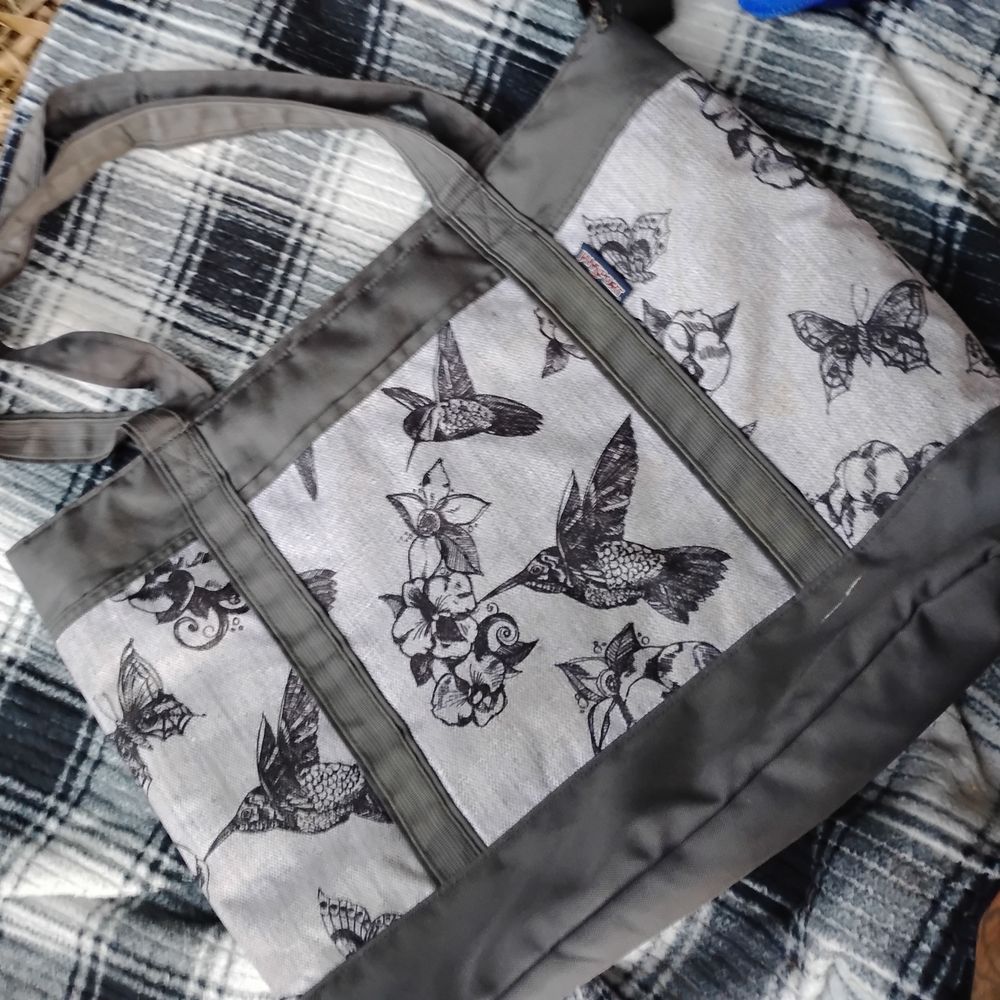 Stylish Gray and White Tote with Hummingbird Design